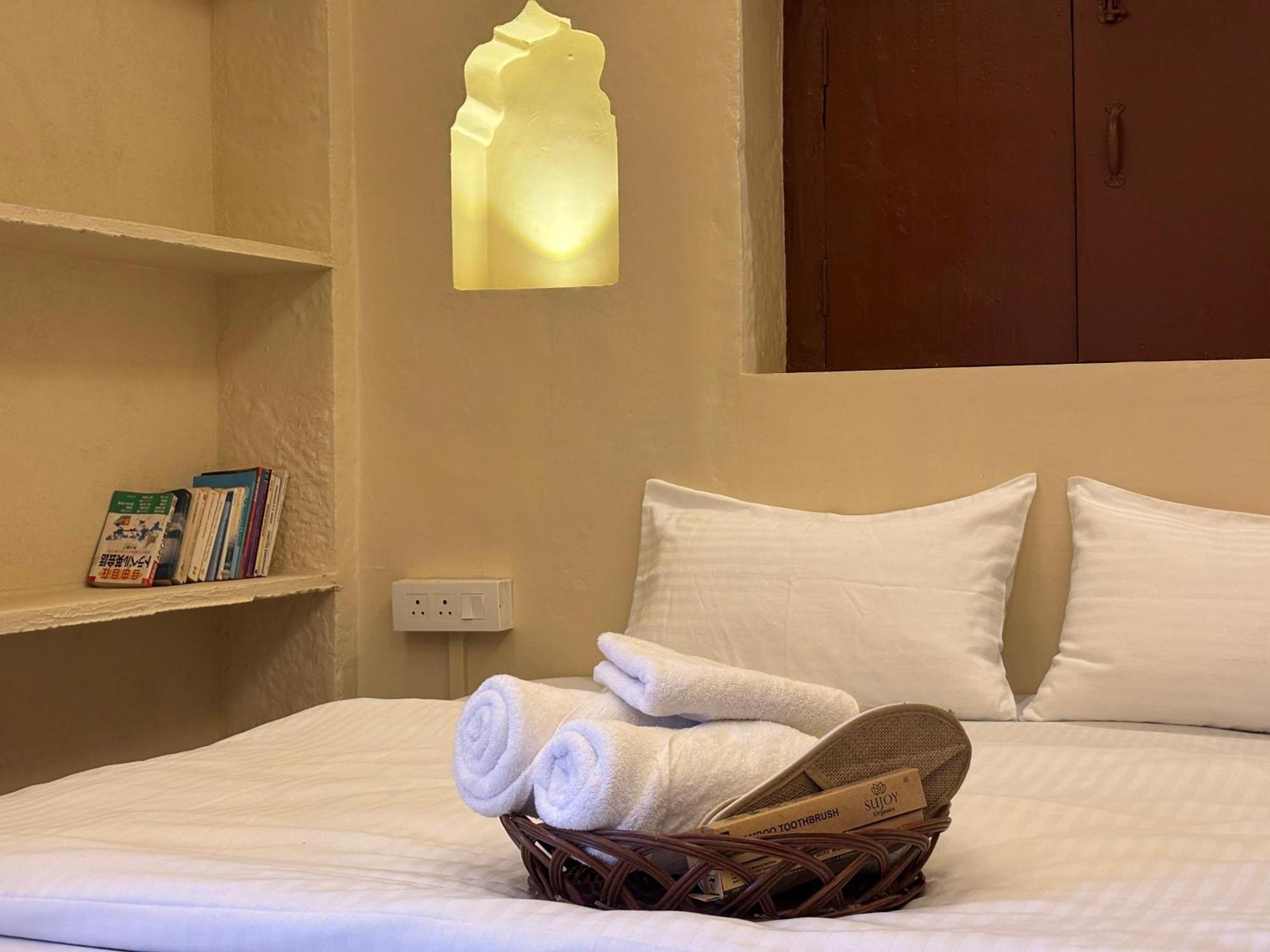 Vintage River Homestay Benares Buitenkant foto