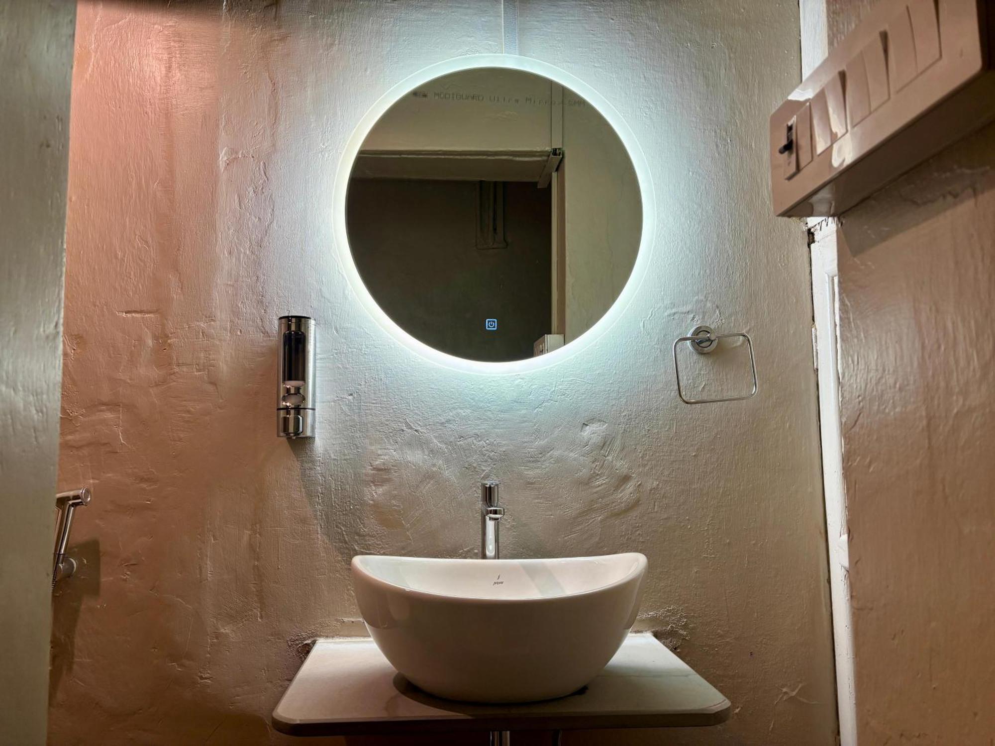 Vintage River Homestay Benares Buitenkant foto